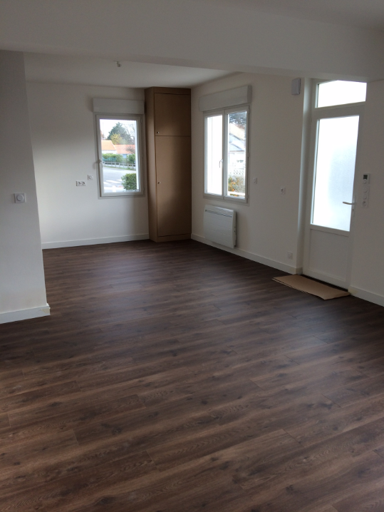 Lm Menuiserie Fenetre Chaumes En Retz Revetement De Sol 4